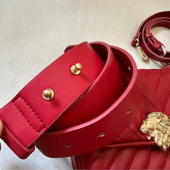 Zara Crossbody and Fannypack - Picture 11 of 16